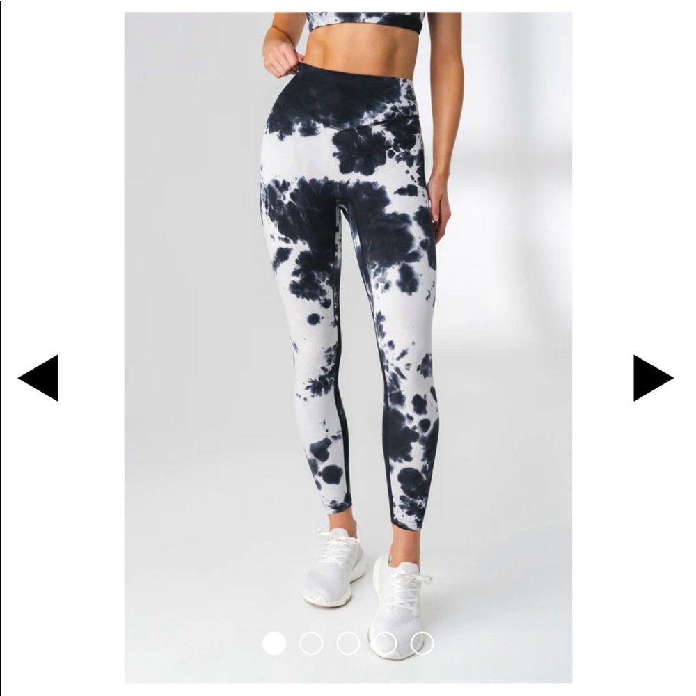 Vitality (Balance Athletica) Cloud Leggings